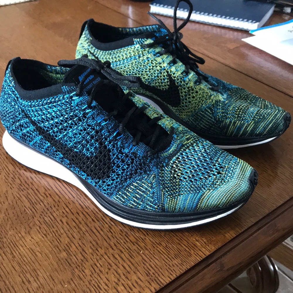 Nike flyknit racer running shoes